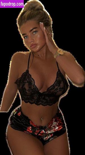 Mia Woodhall leak #0248