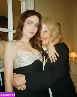 Molly Gordon leak #0046