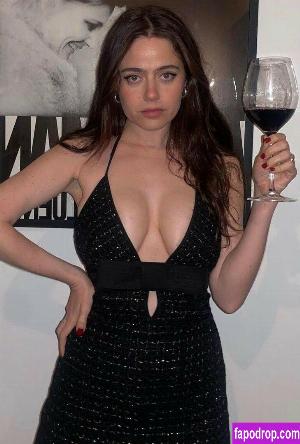 Molly Gordon leak #0028