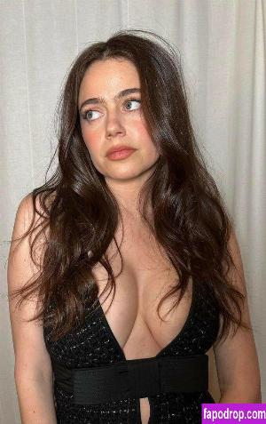 Molly Gordon leak #0029