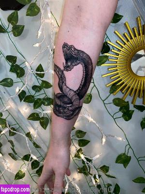 xxsacredhoneyxx leak #0050