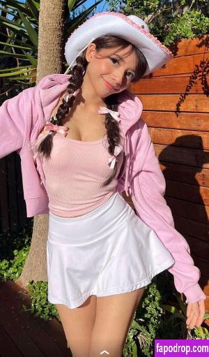 Eeeveenara leak #0360