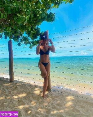 Juliana Knust leak #0011