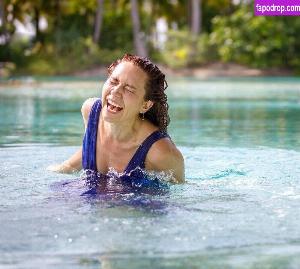 Elizabeth Zharoff leak #0024