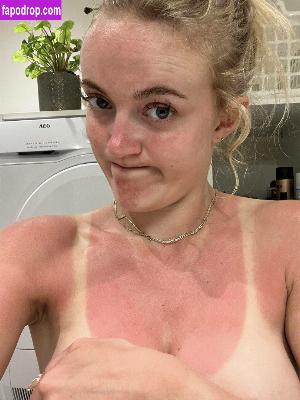 Kamilla Due leak #0057