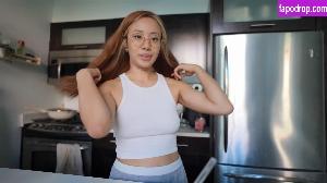 Sarah Pan leak #0012