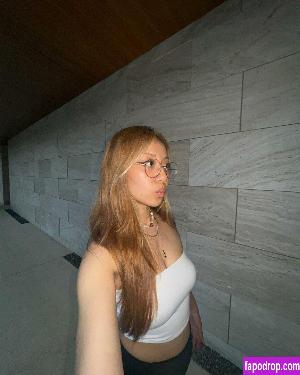 Sarah Pan leak #0013