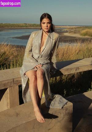 Marie Avgeropoulos leak #0033