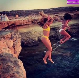 Marie Avgeropoulos leak #0025