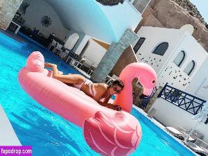 Marie Avgeropoulos leak #0019