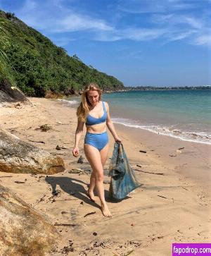 Maddie Moate leak #0008