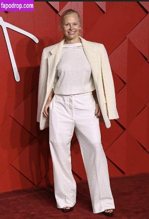 Pamela Anderson leak #0312