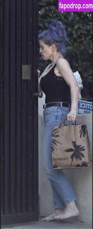 Kelly Osbourne leak #0024