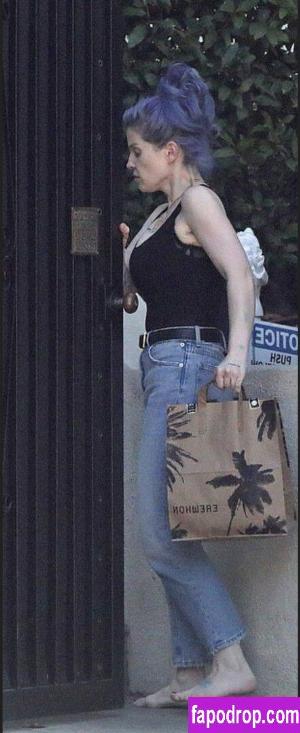 Kelly Osbourne leak #0017