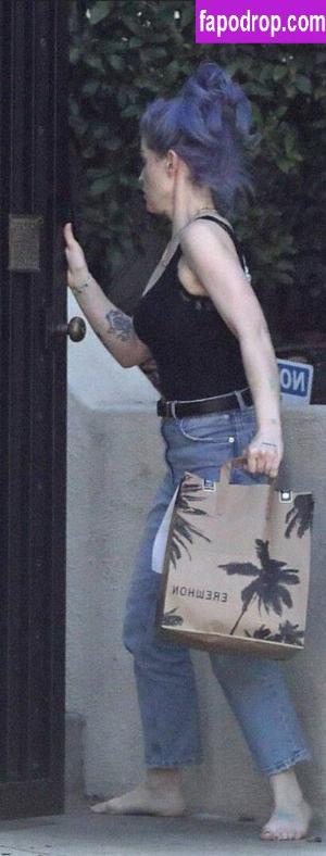 Kelly Osbourne leak #0016