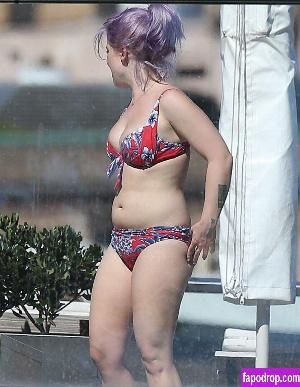 Kelly Osbourne leak #0003