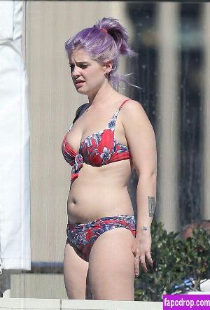 Kelly Osbourne leak #0002