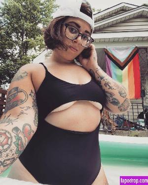 Stepstool Sarah leak #0167