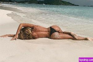 Laura Matucci leak #0048