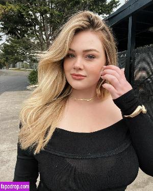 Adelina Manaut leak #0078