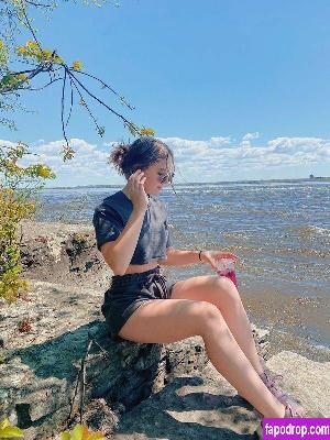 Lilly Breton leak #0026