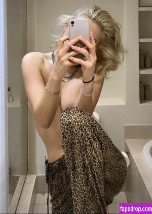 Julia Wulf leak #0011