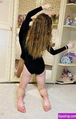 Anna Gloss leak #0088