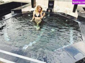 Rose And Rosie leak #0055