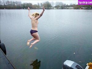 Rose And Rosie leak #0049