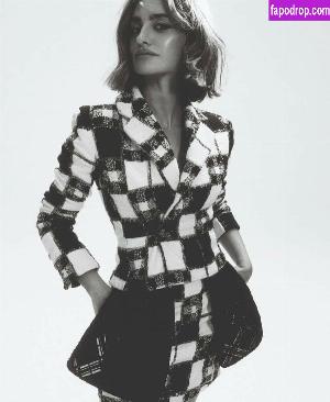 Penelope Cruz leak #0027