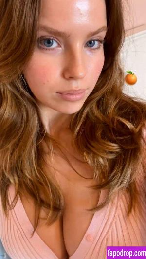 Emily Deyt-Aysage leak #0195