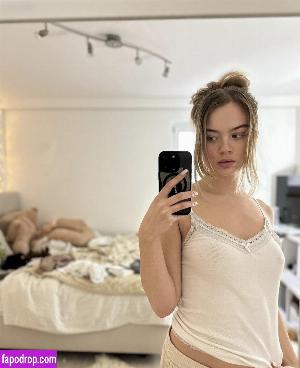 Laura Langas leak #0094