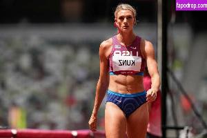 Annie Kunz leak #0018