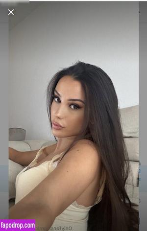 carlotta.bnk photo #0282