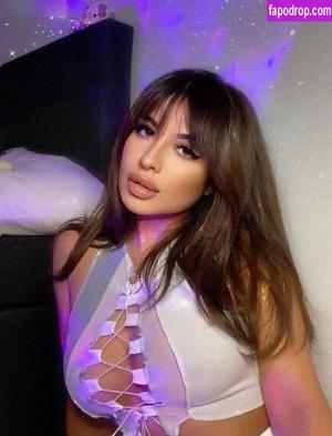 Helia Soltani photo #0048