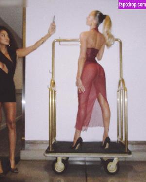 Candice Swanepoel photo #1581