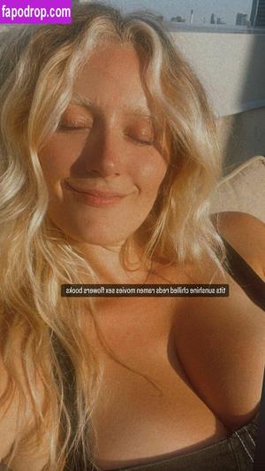 Alexandra Vreeland photo #0068