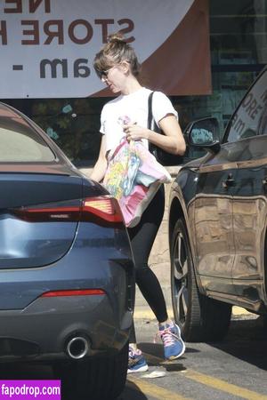 Alison Brie photo #1045