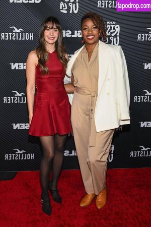 Alison Brie photo #1041