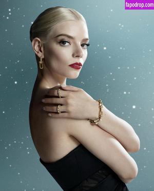 Anya Taylor-Joy photo #2584
