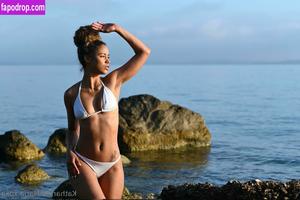 Katharina Hale photo #0136