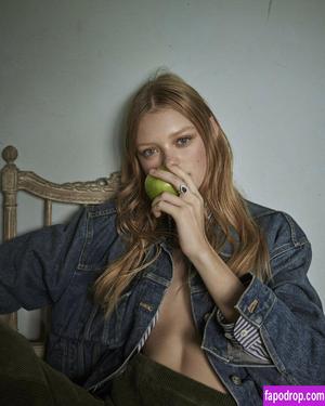 Willow Hand photo #0018