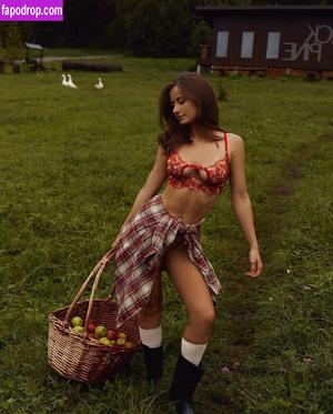 Toma Efremova photo #0461