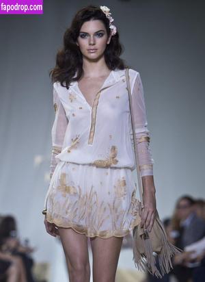 Kendall Jenner photo #3441